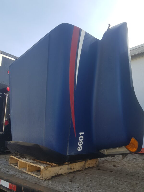 HOOD FOR 2000 FREIGHTLINER FLD120 ON SALE IN ABBOTSFORD
